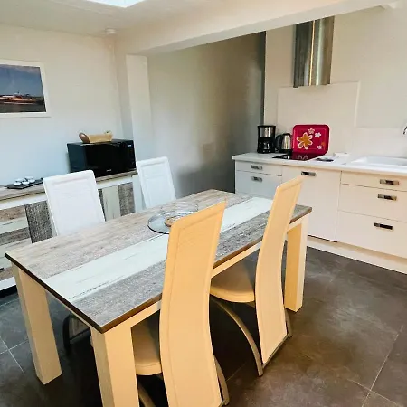 Petite Maison 別荘 アンデルノ・レ・バン