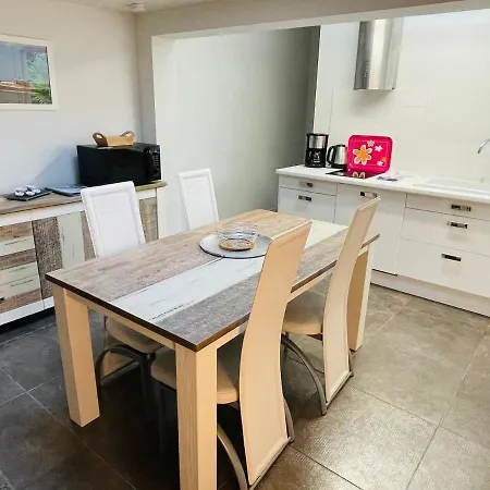 Petite Maison Dom wakacyjny *